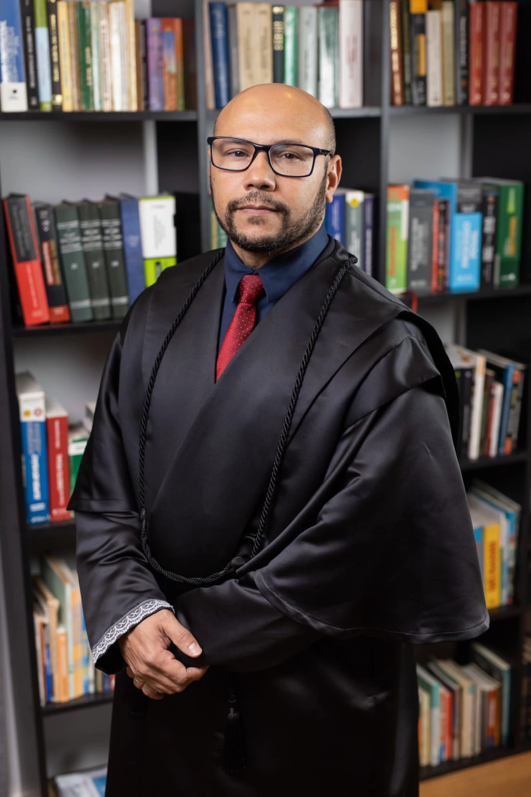 Retrato profissional do Dr. Márcio Gomes de Souza Lima